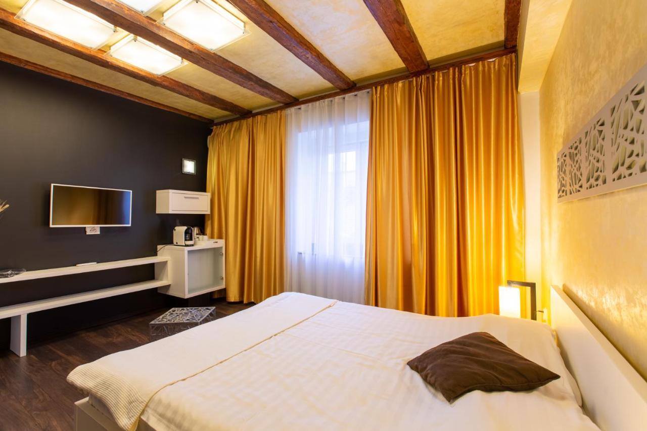 Vendi Grand Square Residence Sibiu Exteriör bild