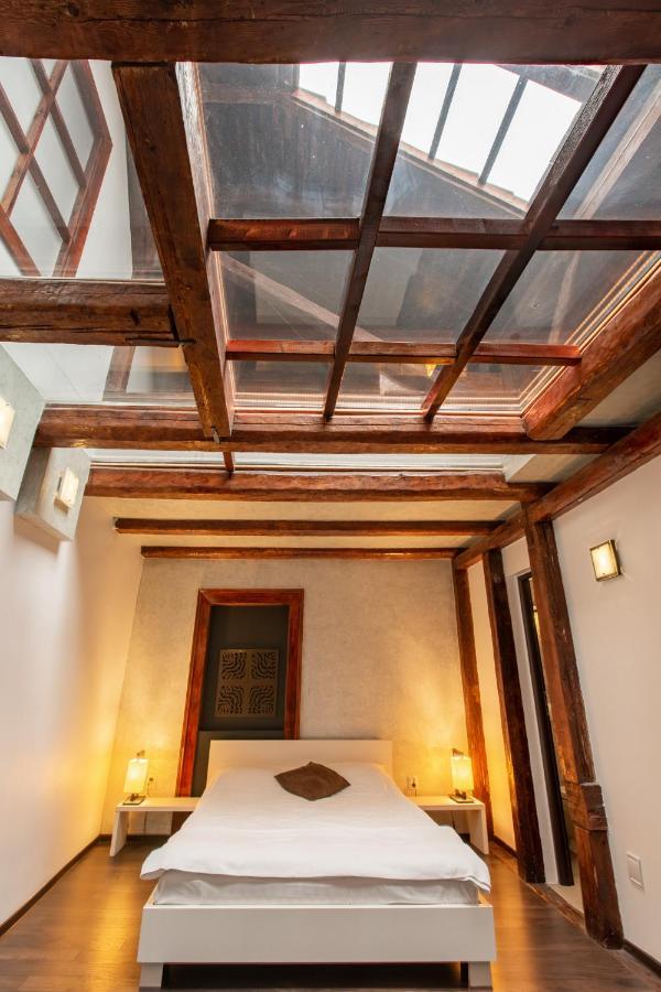 Vendi Grand Square Residence Sibiu Exteriör bild